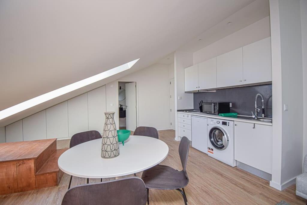 Stylish Lisbon Apartment Central Exterior photo